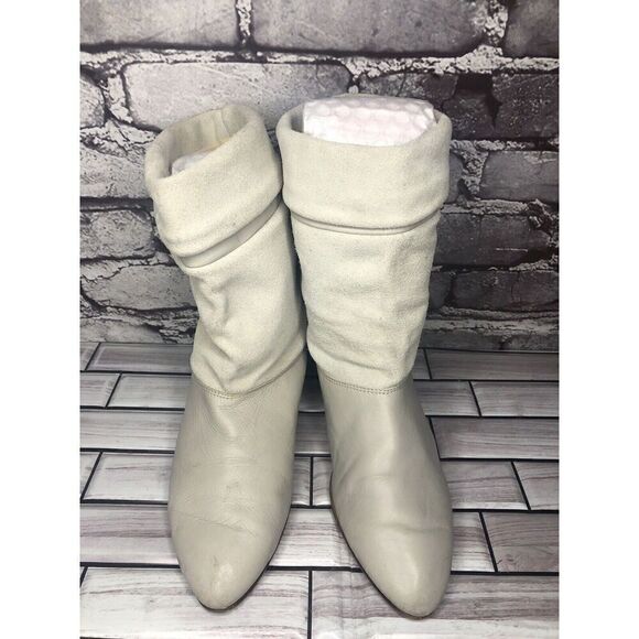 tarantino’s Ivory Suede Leather Ankle Heel Boots Women Sz 7M US/38EU - Picture 2 of 16